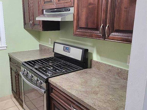 5th image of 520 Picasso Way #520