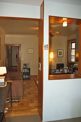 Sold by Aclawrence | media 19