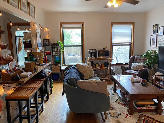 Rented by REMAX Elite | media 3