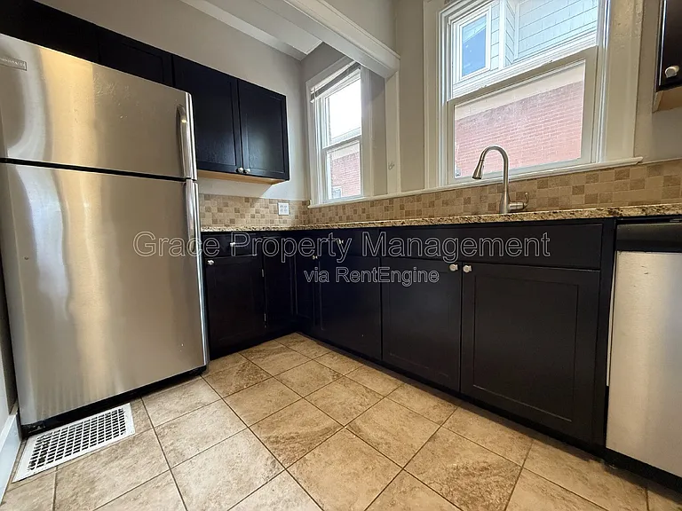 451 S Sherman St — Photo 9