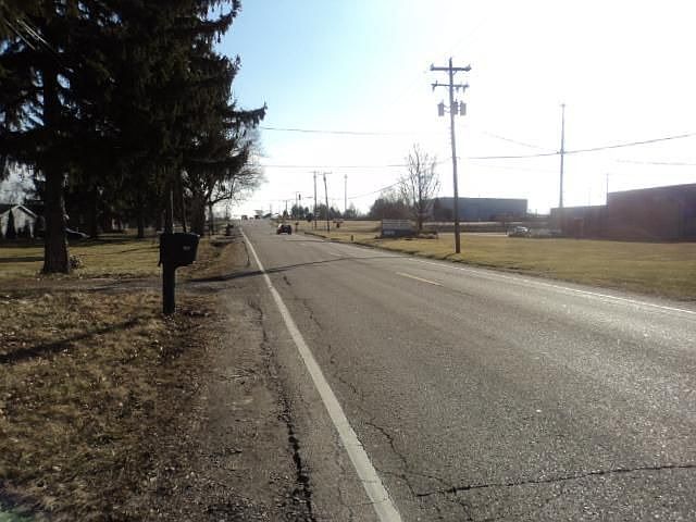 2nd image of 737 Killian Rd