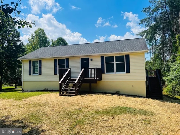 2900 Blount Dr, Bumpass, VA 23024