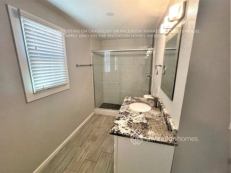 943 E Manhatton Dr — Photo 19
