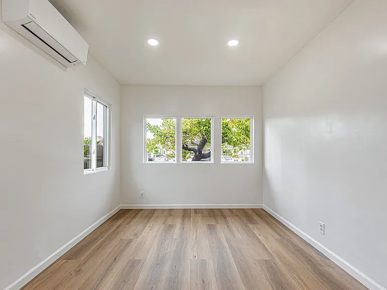 12856 Rubens Ave — Photo 29