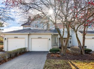 1264 Rhodes Ln, Naperville, IL 60540