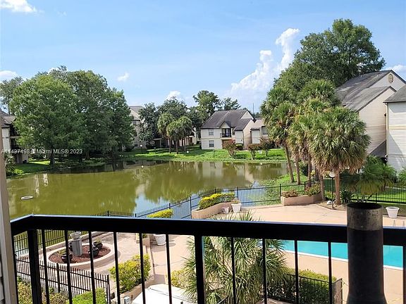 5th image of 1972 Lake Atriums Cir APT 197