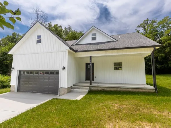 205 W Minnie Ave, Monterey, TN 38574