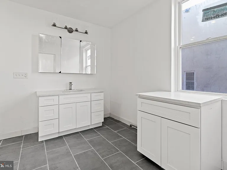 1602 S Broad St #3 — Photo 17