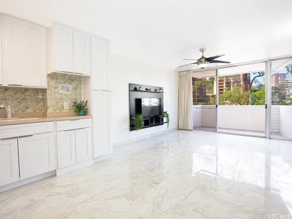 1050 Kinau St APT 508, Honolulu, HI 96814