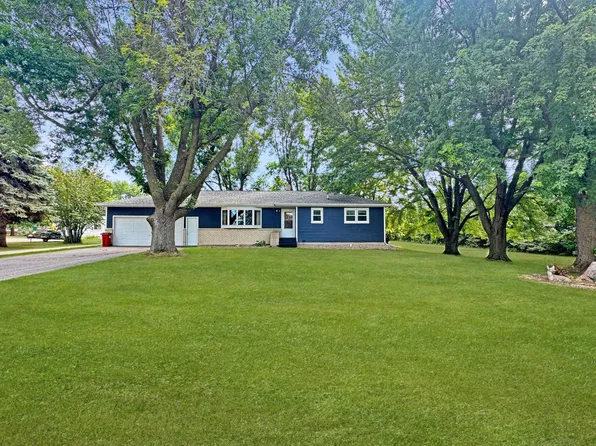 2420 34th St, Slayton, MN 56172