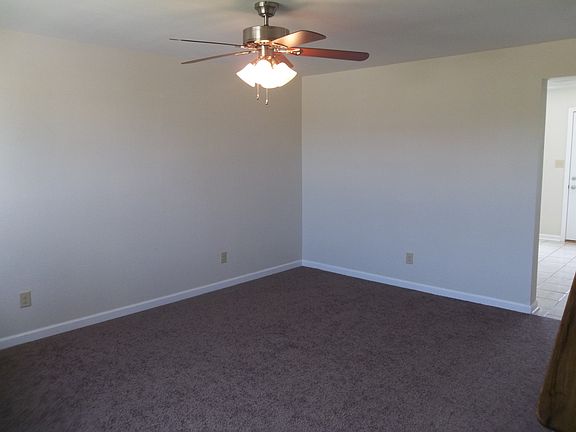 2nd image of 709 Cripple Creek Dr
