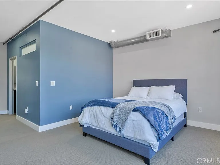 728 N Santiago St — Photo 20