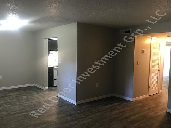 3rd image of 955 Knox McRae Dr APT 10