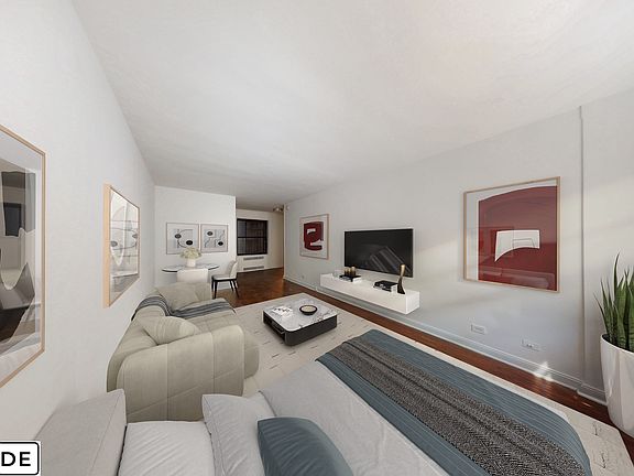 2nd image of 160 E 55th St APT 2B