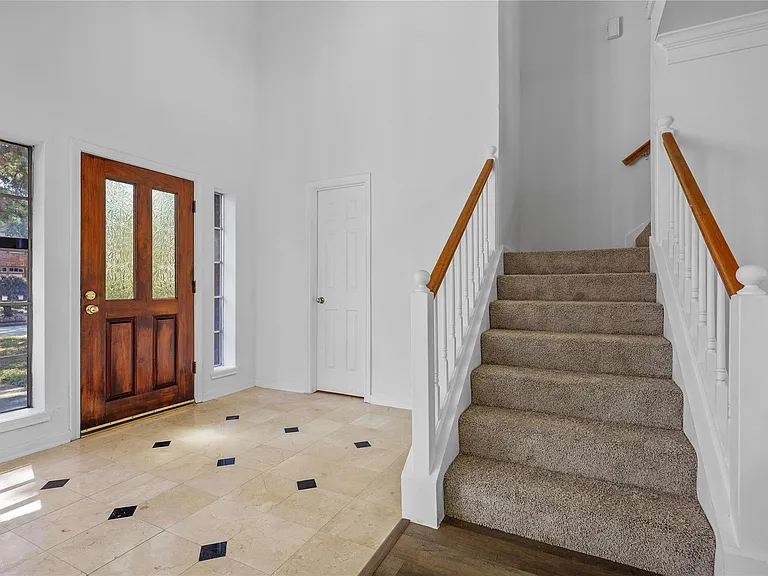 5803 Ancient Oaks Dr — Photo 37
