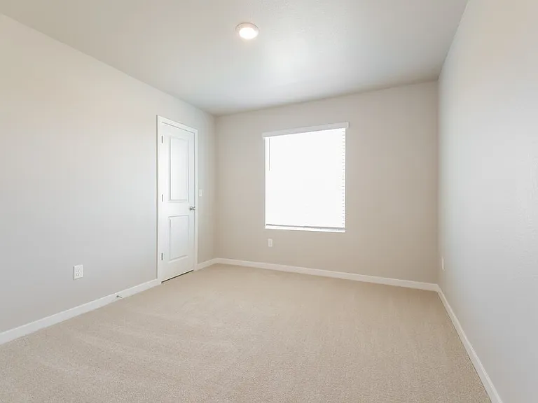 7405 Crystal Ave — Photo 18