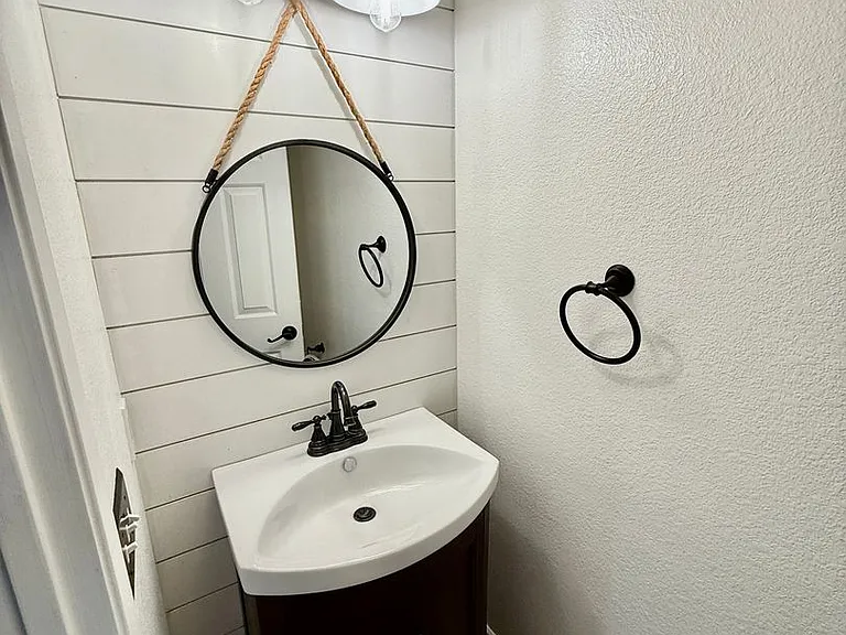 2345 Talbot Cir — Photo 7
