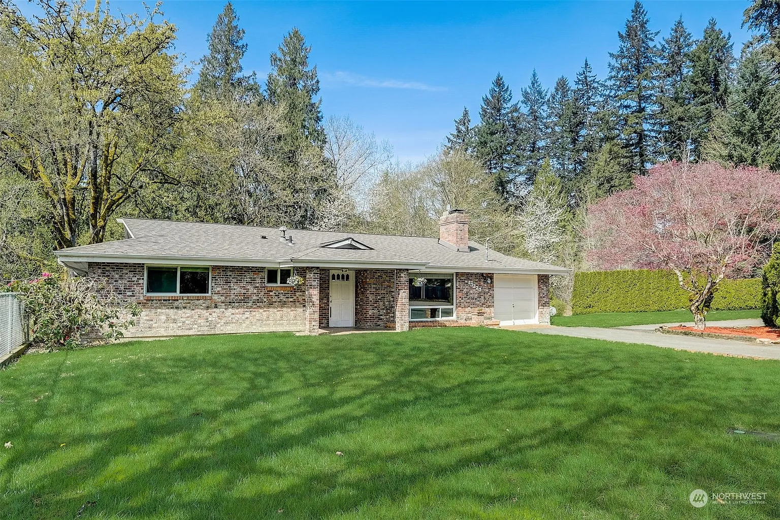 13227 Lake Kathleen Road SE photo 1