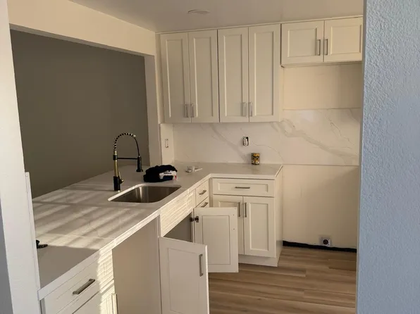 328 Brighton St, Hercules, CA 94547