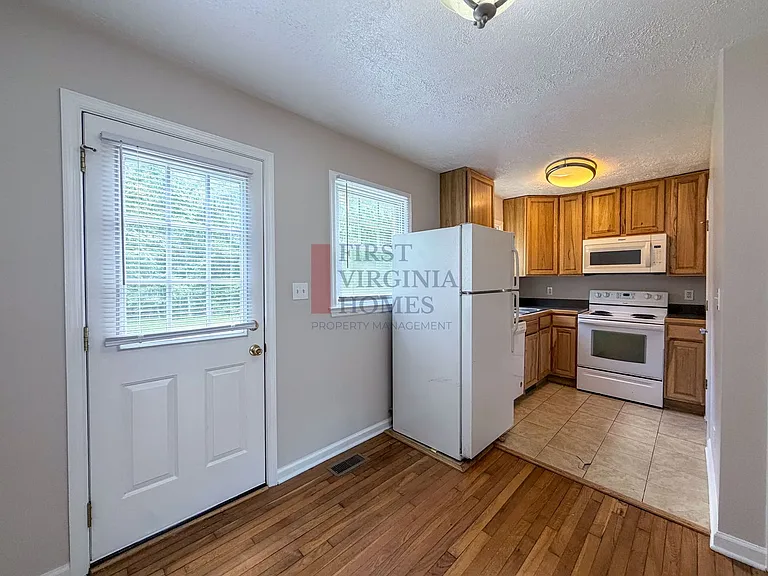 44 Fawn Lake Ln — Photo 5
