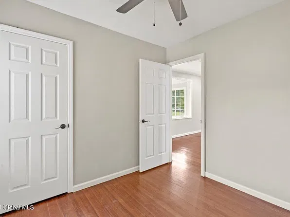 (undisclosed Address), Troy, NY 12182
