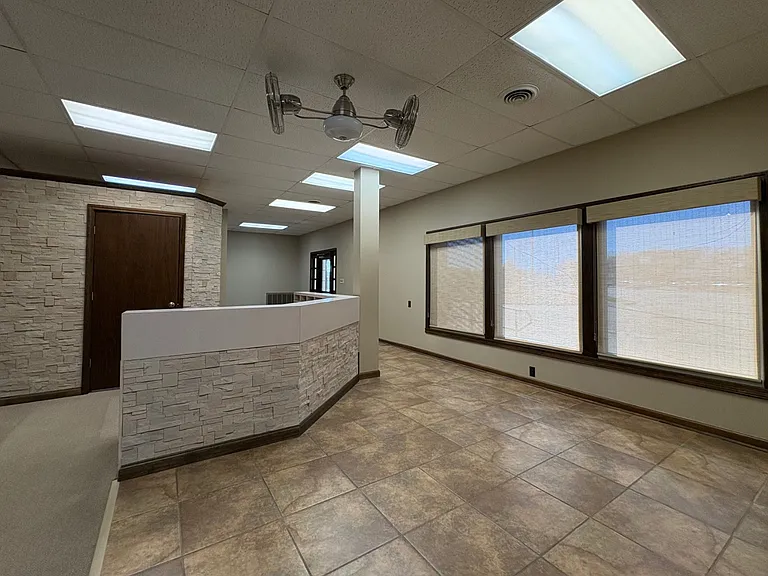 1207 W Main St — Photo 6