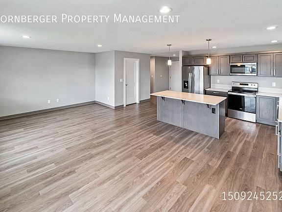 4th image of 1501 & 1503 N Bell St #1501