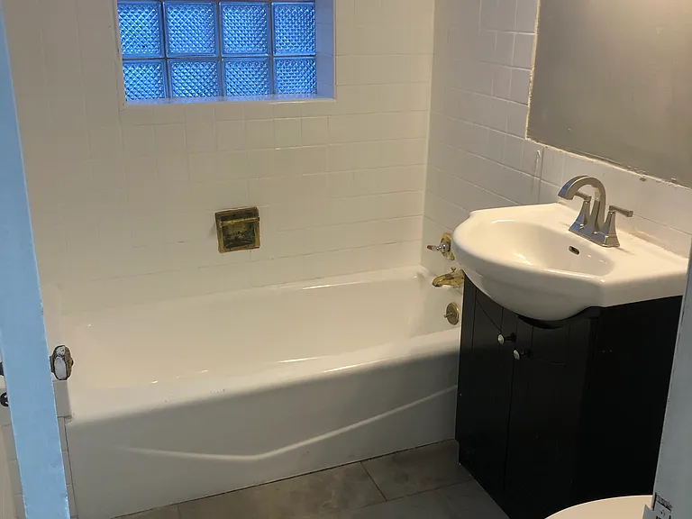 7515 S Dobson Ave #2 — Photo 4