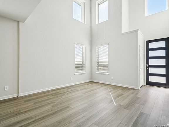 5th image of 25727 Rosey Way