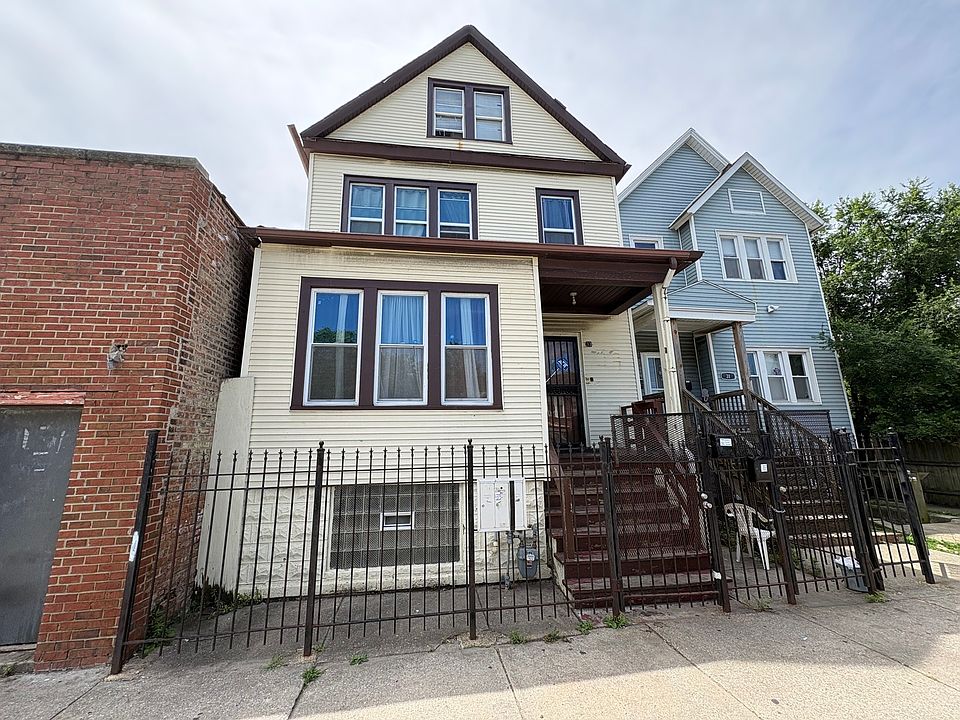 1st image of 33 E 119th St