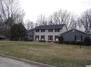 5910 S Rickfield Rd, Jackson, MI 49201