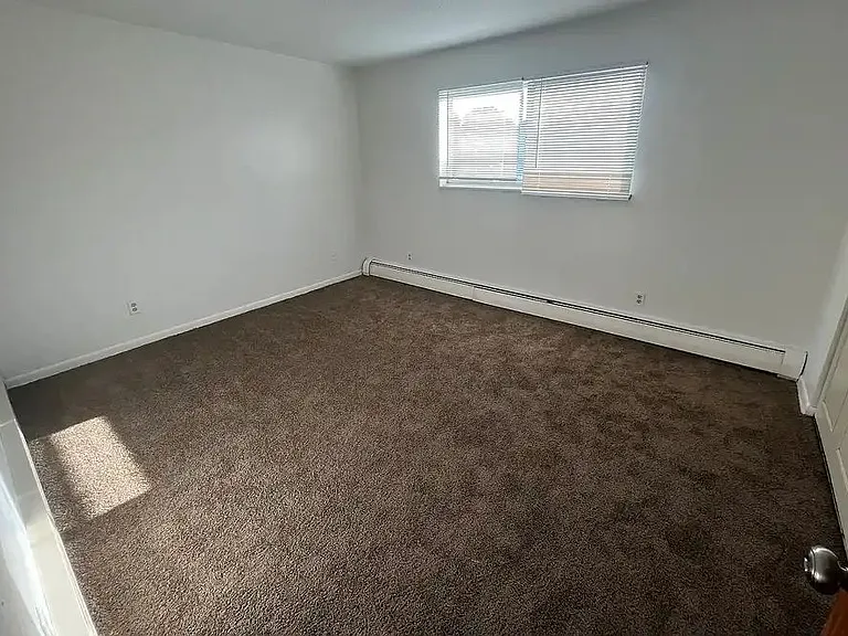Genesis Apartments — Photo 4