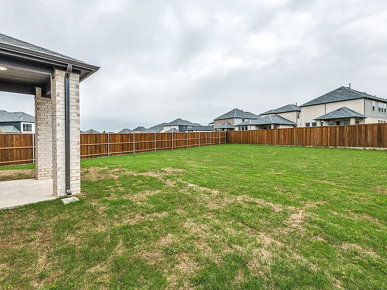 1519 Vermillion St — Photo 24