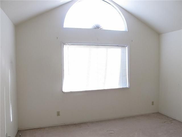 2nd image of 912 Appian Knoll Ct