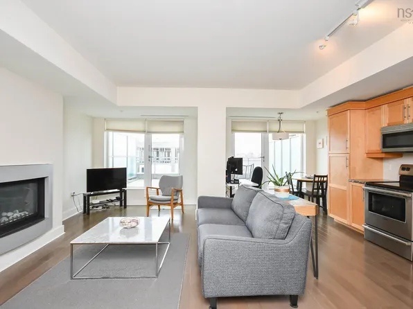 31 Kings Wharf Pl Unit 405, Halifax, NS B2Y 0C1