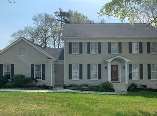 108 Chesney Glen Dr, Matthews, NC 28105