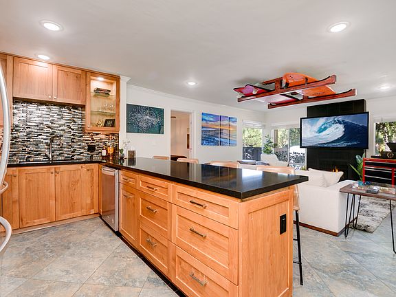 5th image of 1775 Diamond St Unit 118