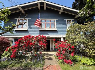 215 N Forest St, Bellingham, WA 98225