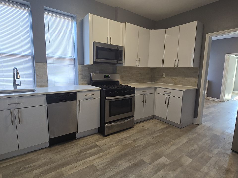 2nd image of 235 58th St APT 12