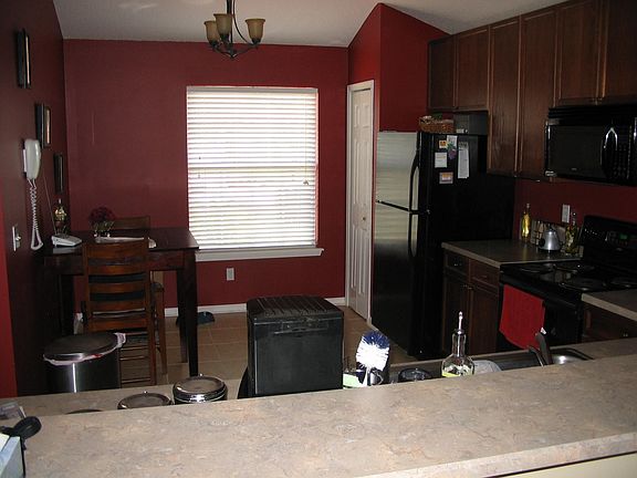 Kitchen with eat-in area
