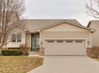 5501 Prairie Pkwy, Johnston, IA 50131