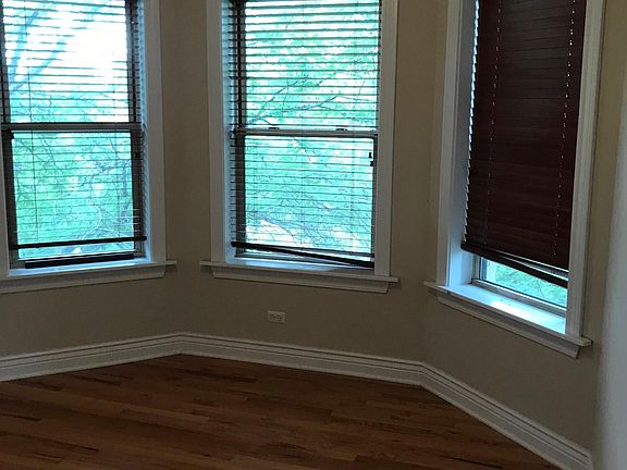 5th image of 1216 W Waveland Ave APT 3C