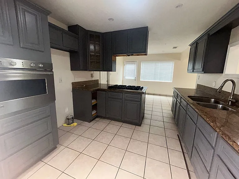 8842 Enloe Ave — Photo 2
