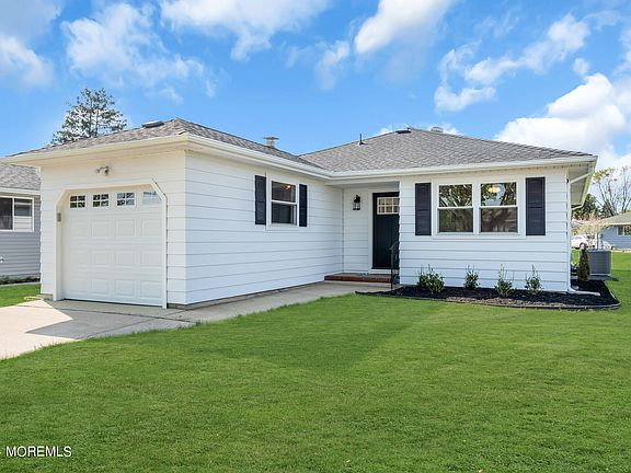 2nd image of 136 Liberta Drive