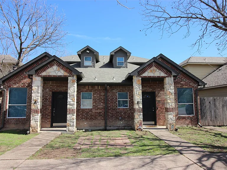 1912 S 15th St #A — Photo 1