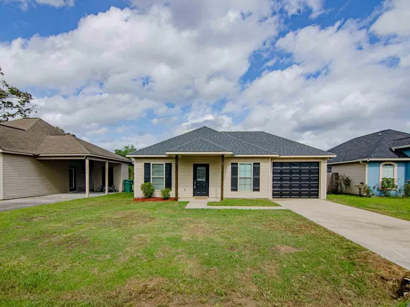13523 Lily Ave, Walker, LA 70785