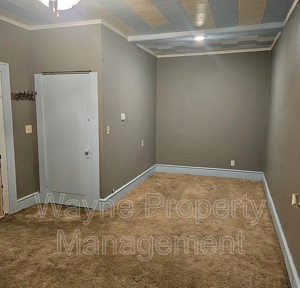 546 2nd St #6 — Photo 3