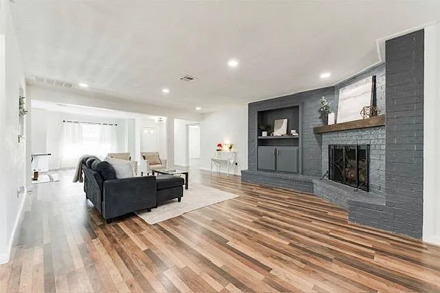 12213 Sylvester Dr — Photo 14
