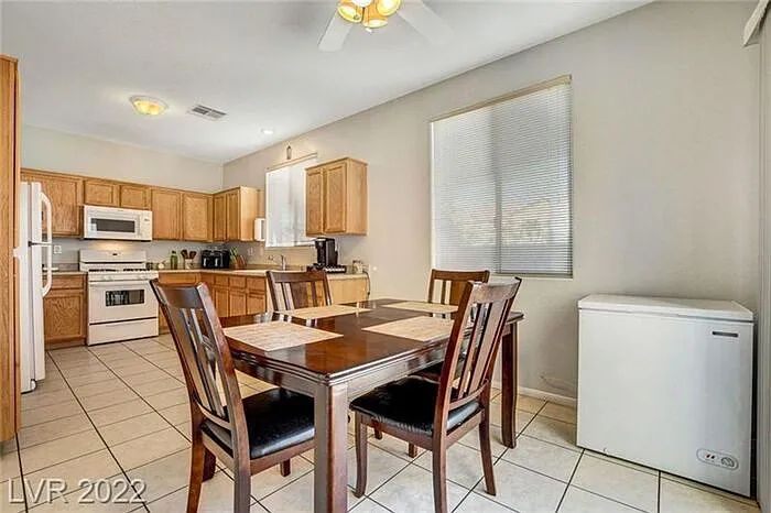 7658 Crystal Village Ln — Photo 6