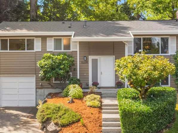 13239 85th Avenue NE, Kirkland, WA 98034